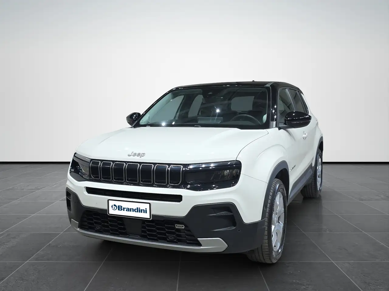 Jeep Avenger 1.2 Turbo Longitude — photo 1 of 15