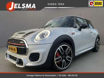 Mini 2.0 JCW 230pk Aut. Pano | Wired pack