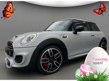 Mini 2.0 JCW 230pk Aut. Pano | Wired pack, * 2e Pa