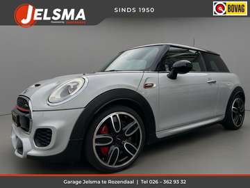 Mini 2.0 JCW 230pk Aut. Pano | Wired pack,
