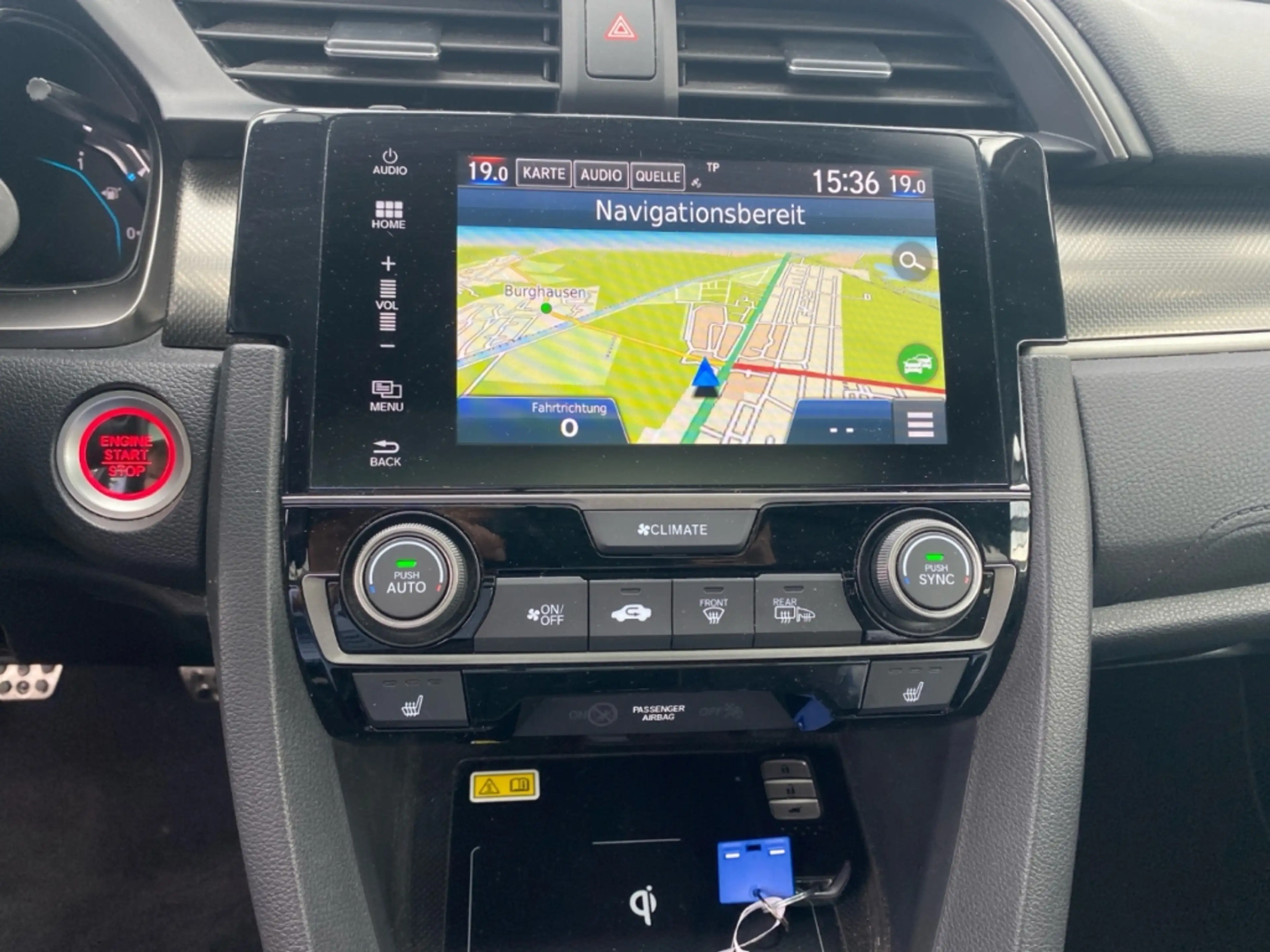 Honda Civic 1.5 Prestige *LED*adap. Dämpfer*Leder*Pano* — photo 15