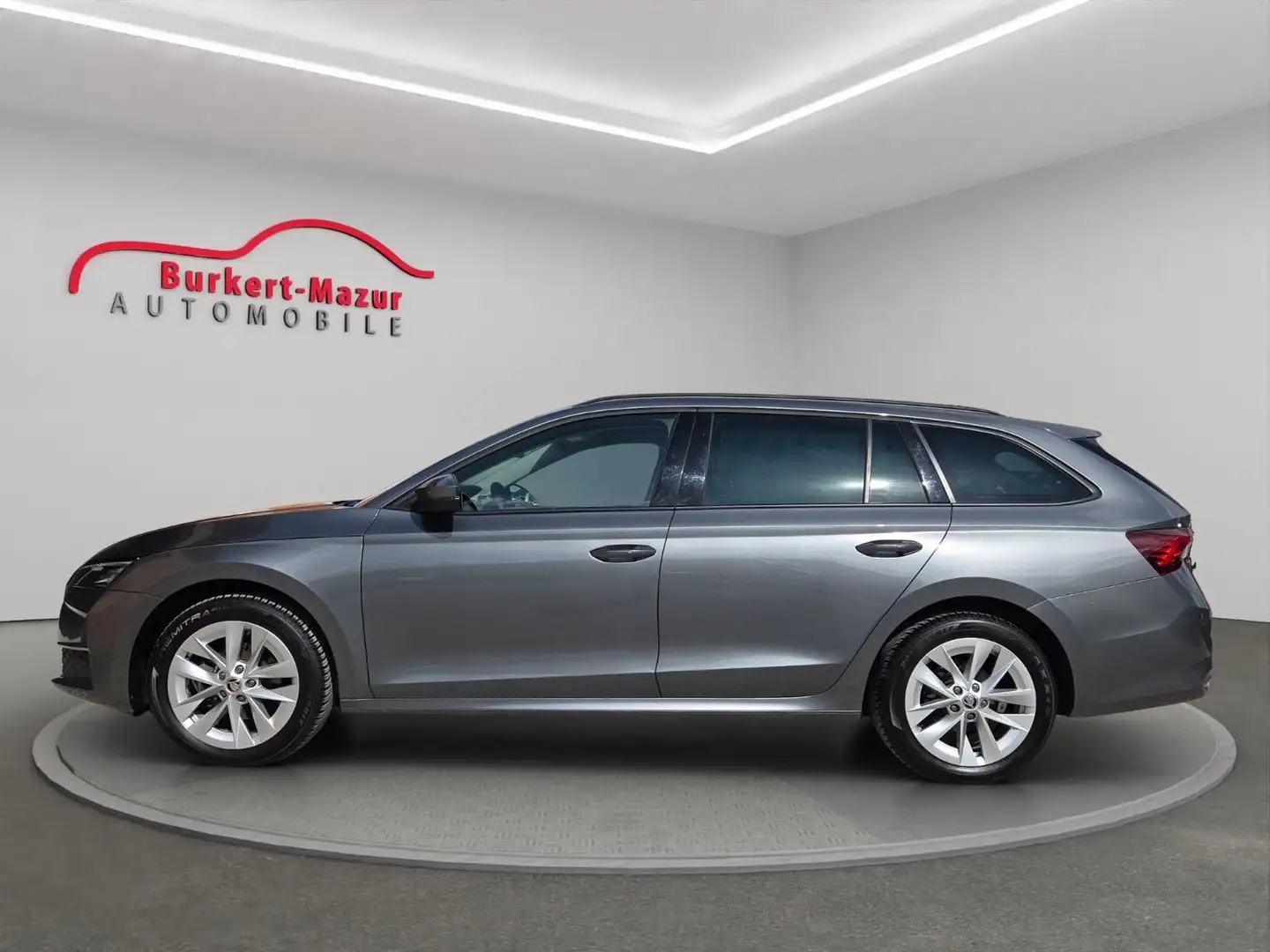 Skoda Octavia 1.5 TSI Selection*HEAD UP*LEDER*AHK Grau - 2
