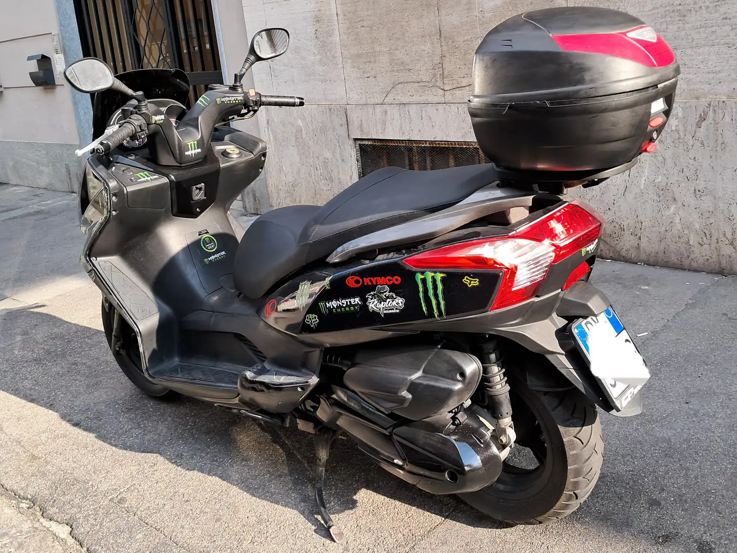 Kymco Downtown 300i 300i abs Black - 1