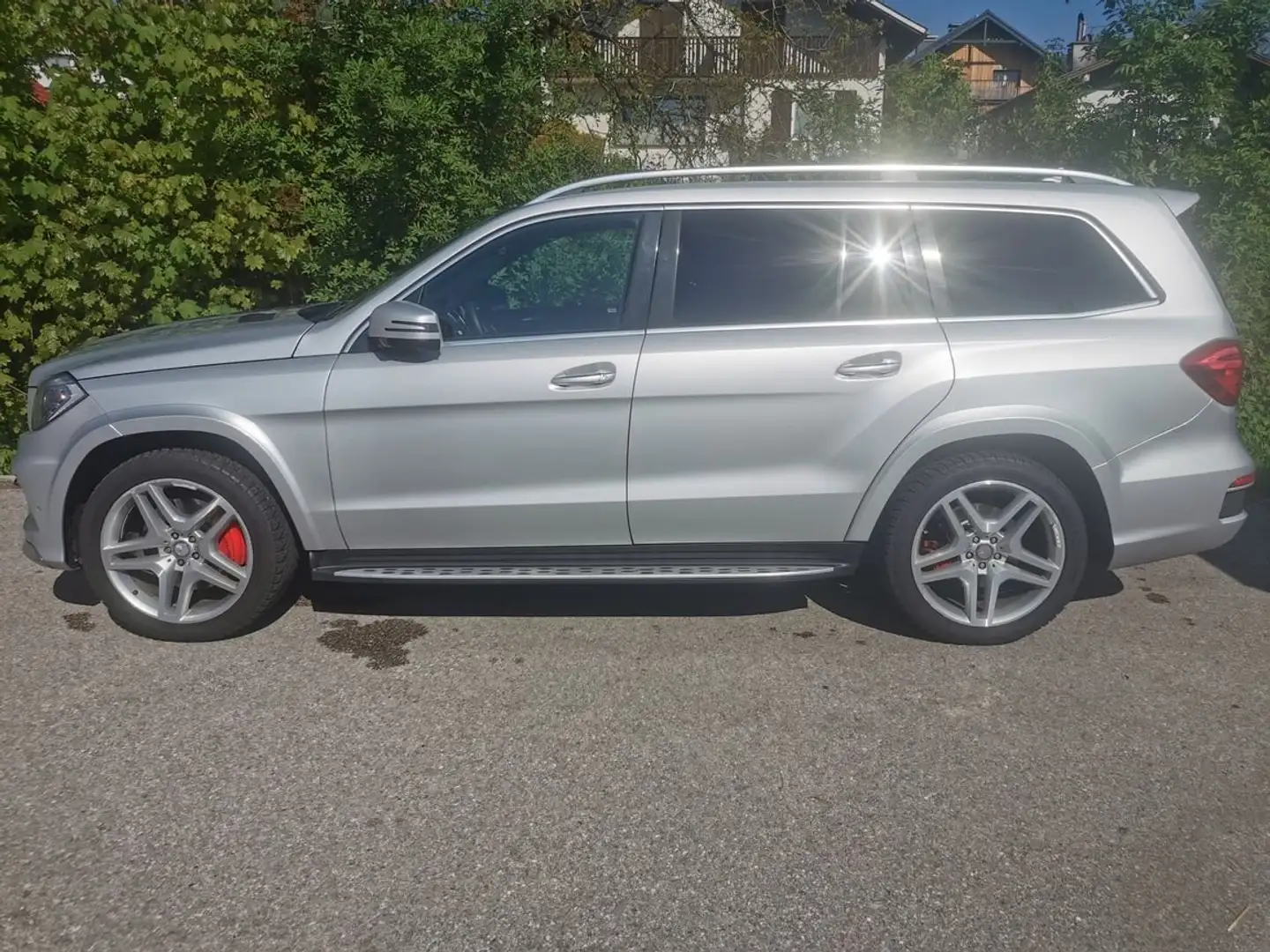 Mercedes-Benz GL 350 CDI 4Matic AMG WENIG KM !! Pano Distronic 4Kameras Argintiu - 1