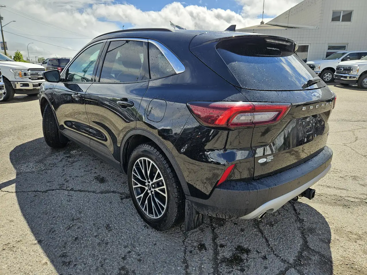 Ford Escape снимка Ford Escape