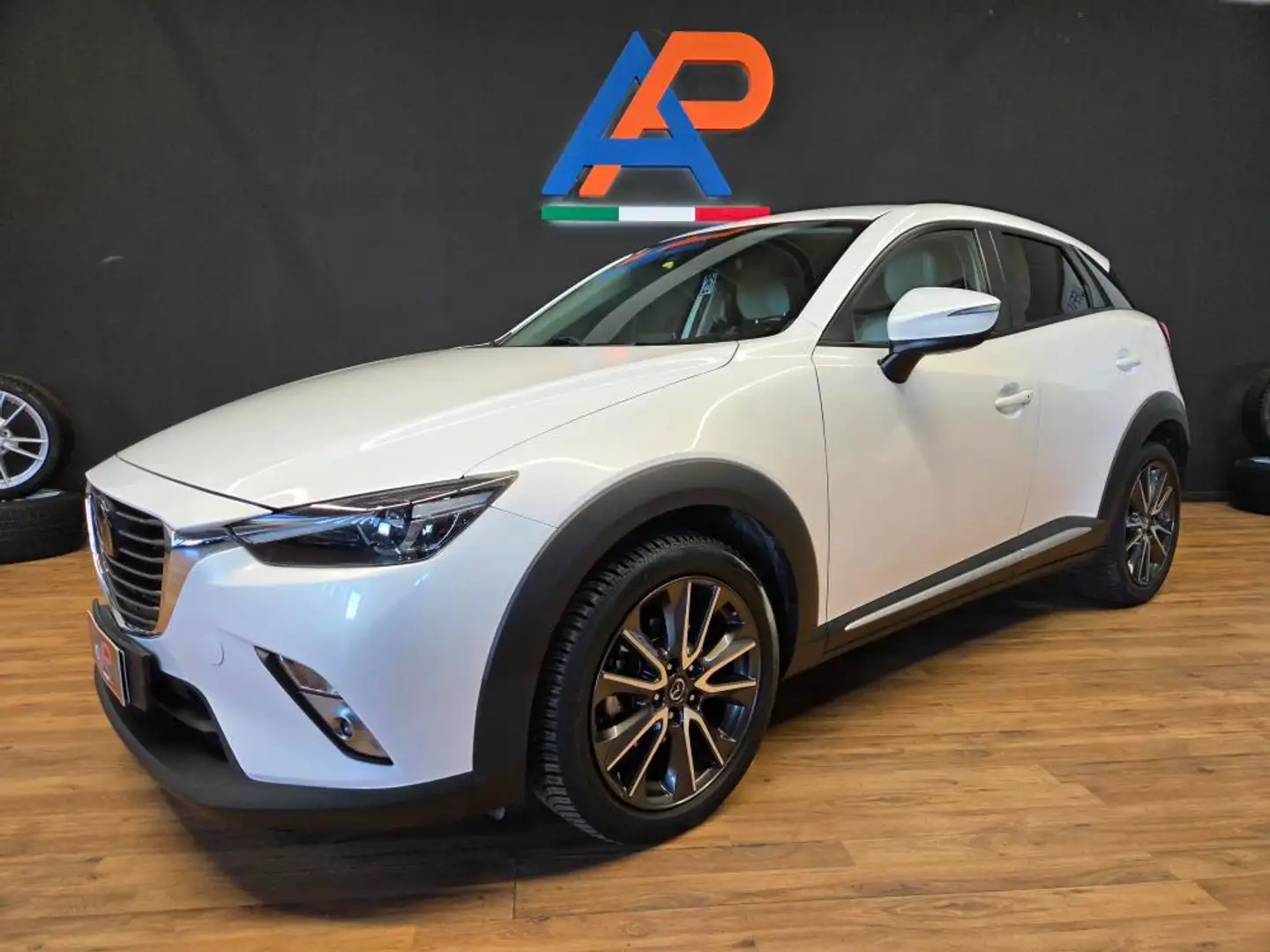 Mazda CX-3 1.5d Exceed 2wd 105cv Blanc - 1