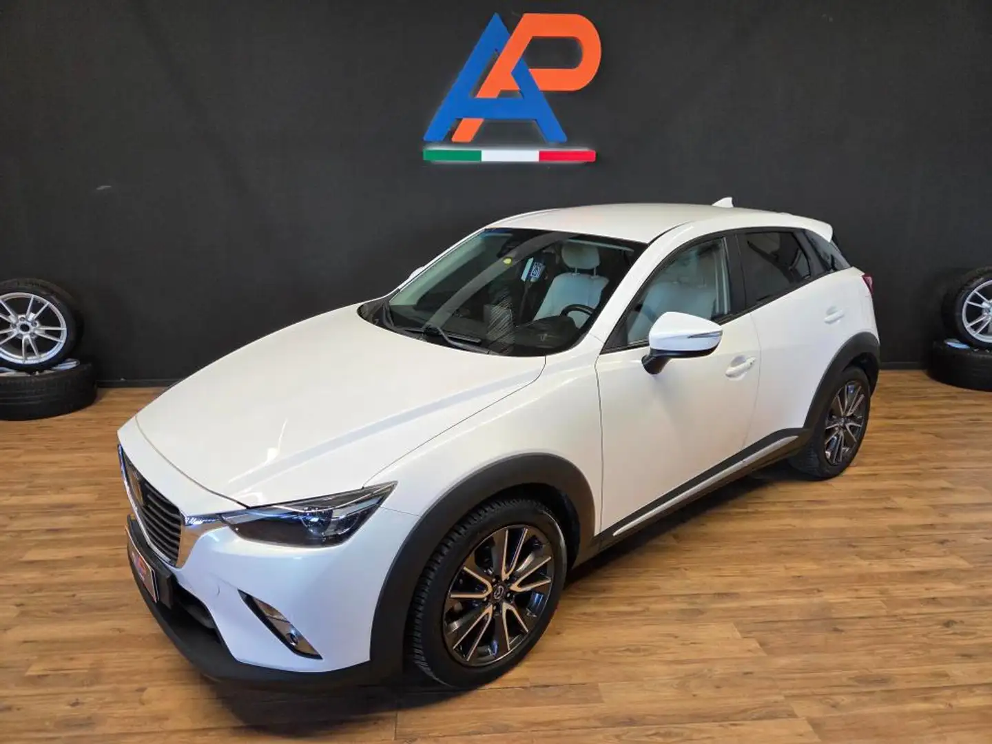 Mazda CX-3 1.5d Exceed 2wd 105cv Blanc - 2
