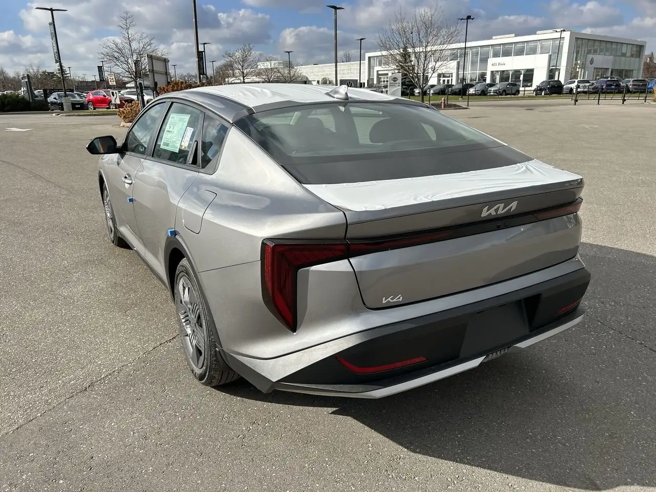 Kia K4 снимка Kia K4