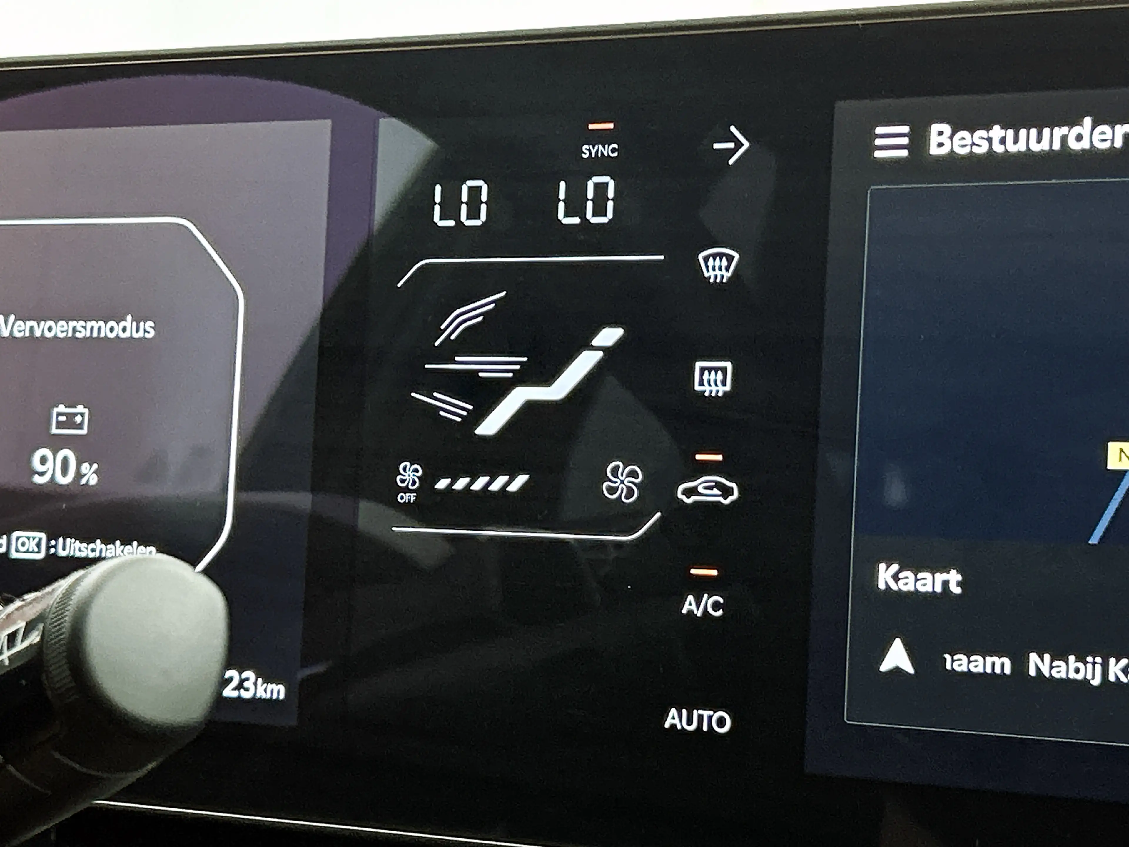 Kia K4 Sportswagon 1.0 T-GDi MHEV GT-Line Launch Edition — photo 10