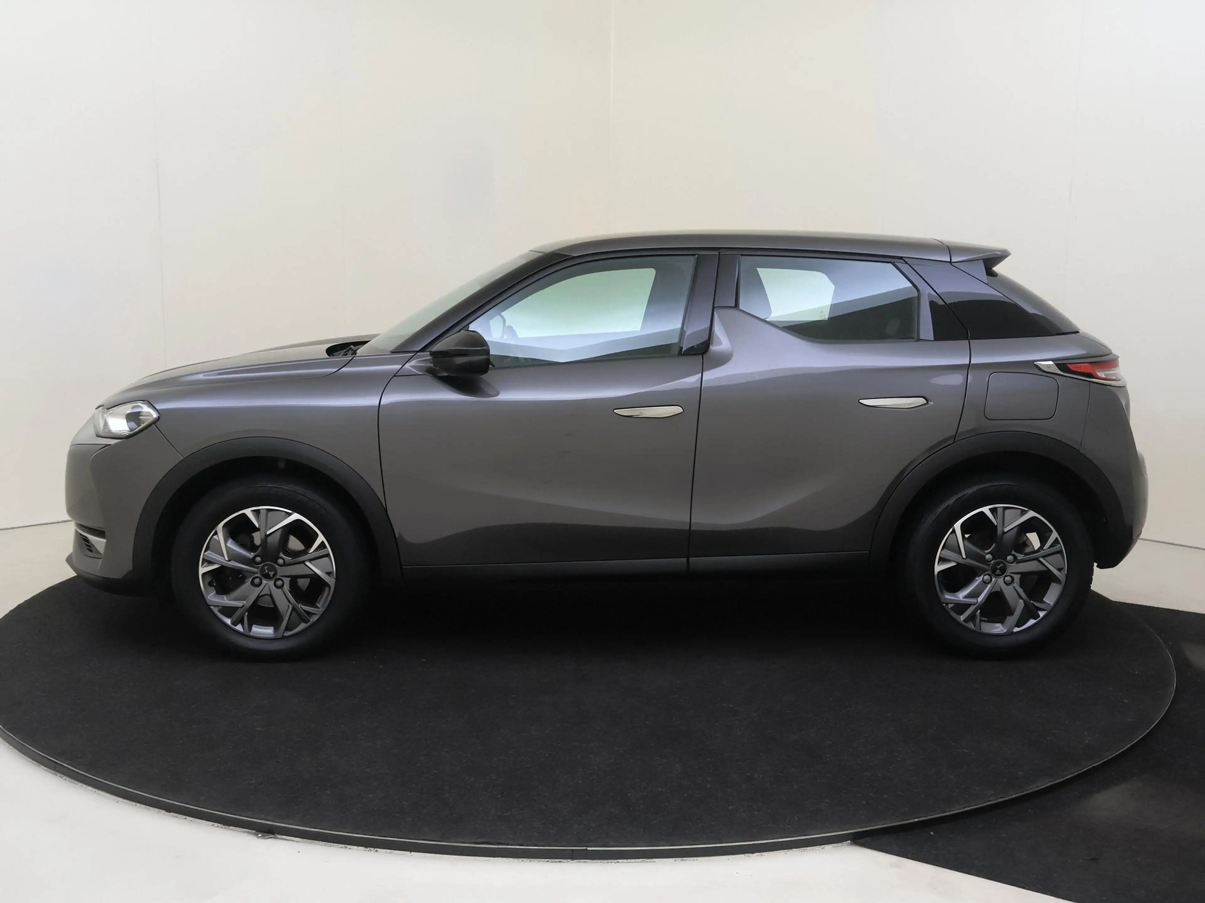 DS Automobiles DS 3 Crossback 1.2 PureTech Business | Apple Carplay/Android Auto — photo 8