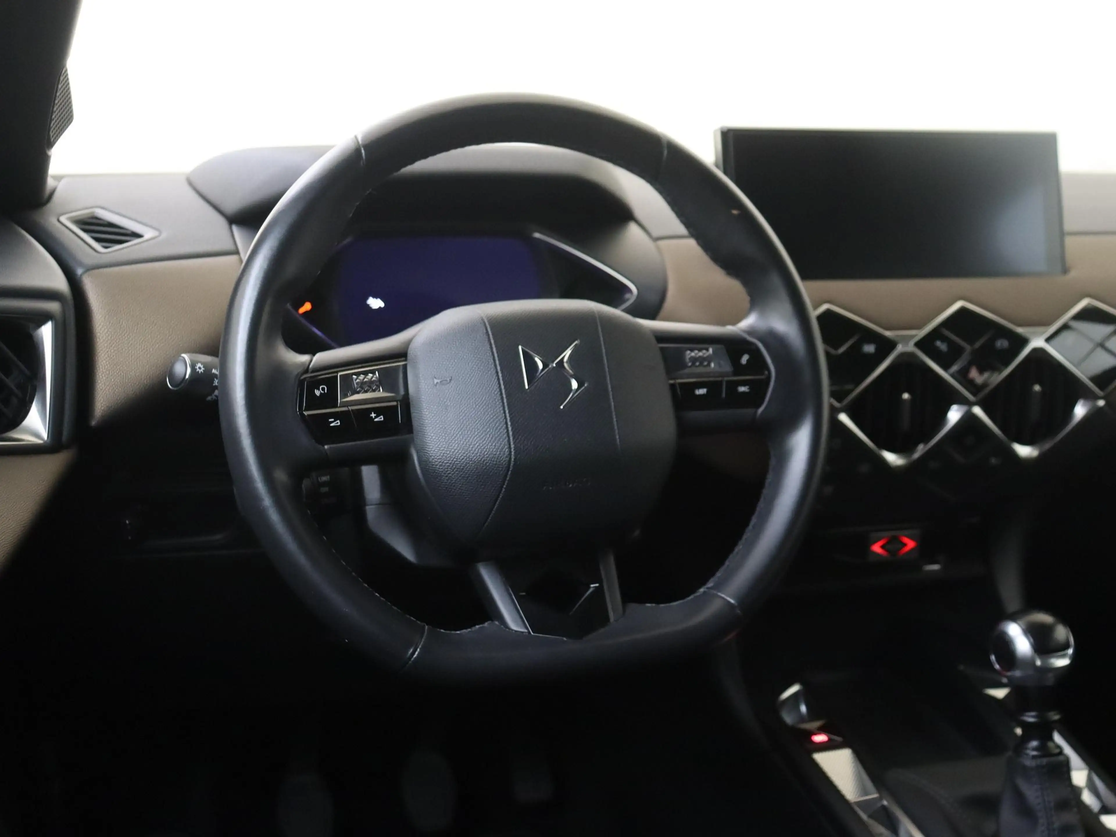 DS Automobiles DS 3 Crossback 1.2 PureTech Business | Apple Carplay/Android Auto — photo 10