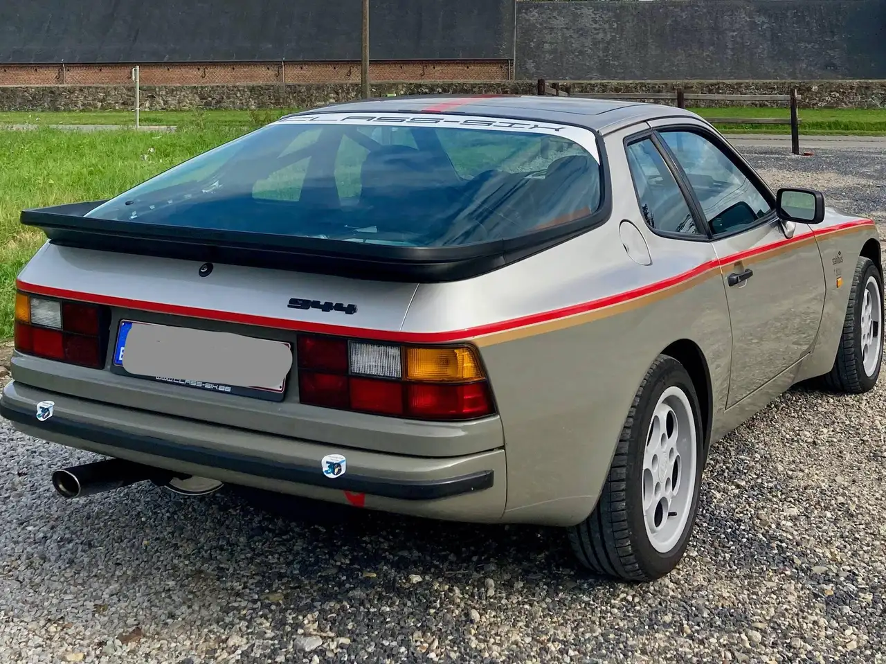 Porsche 944 R, foto 2