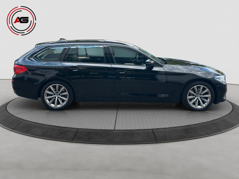 BMW 540 dT xDr. AD.LED CARPLAY PANO HIFI KAM HUD AHK — photo 4