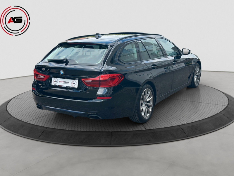 BMW 540 dT xDr. AD.LED CARPLAY PANO HIFI KAM HUD AHK — photo 5