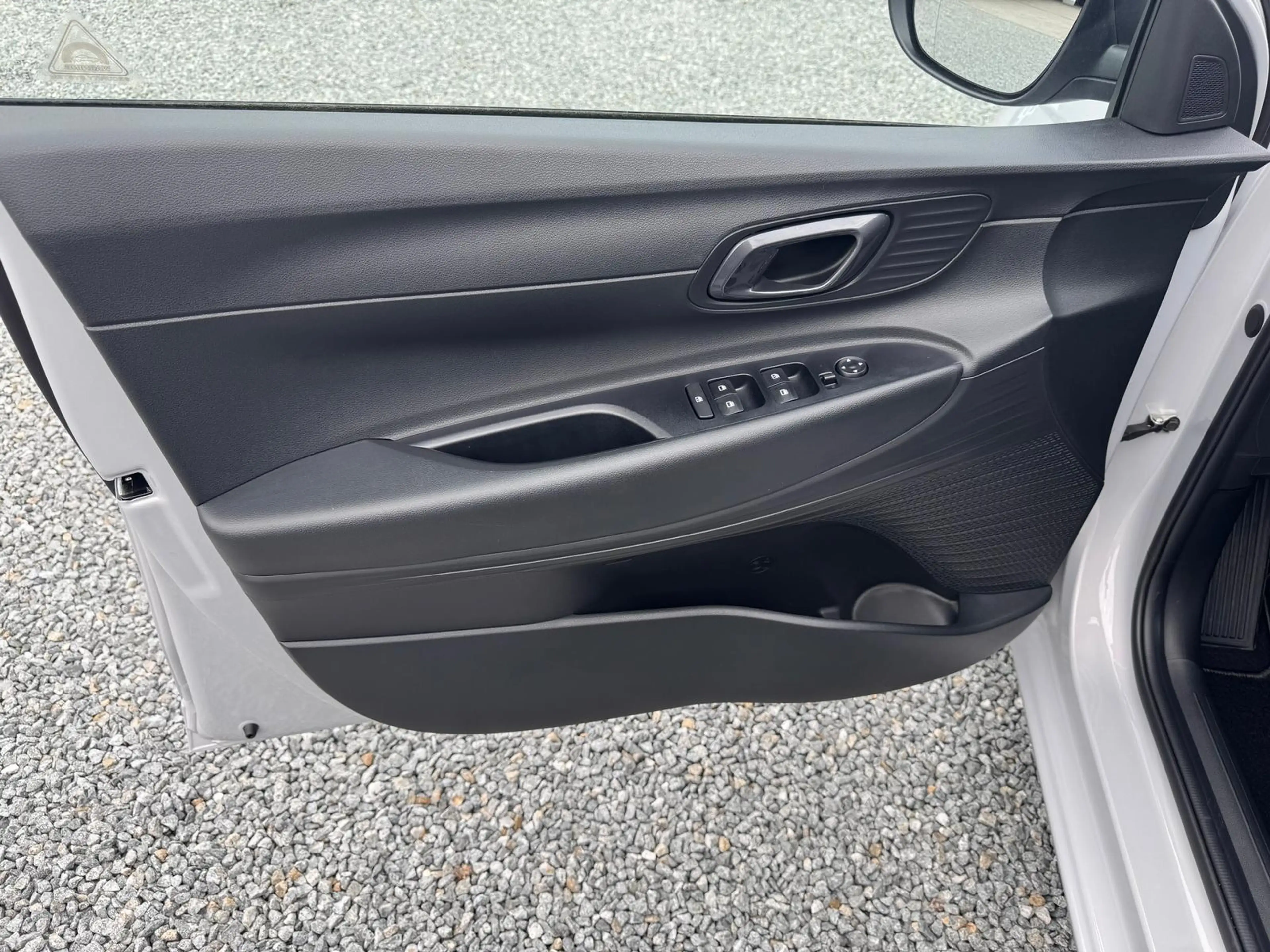 Hyundai i20 Family Automatik — photo 11