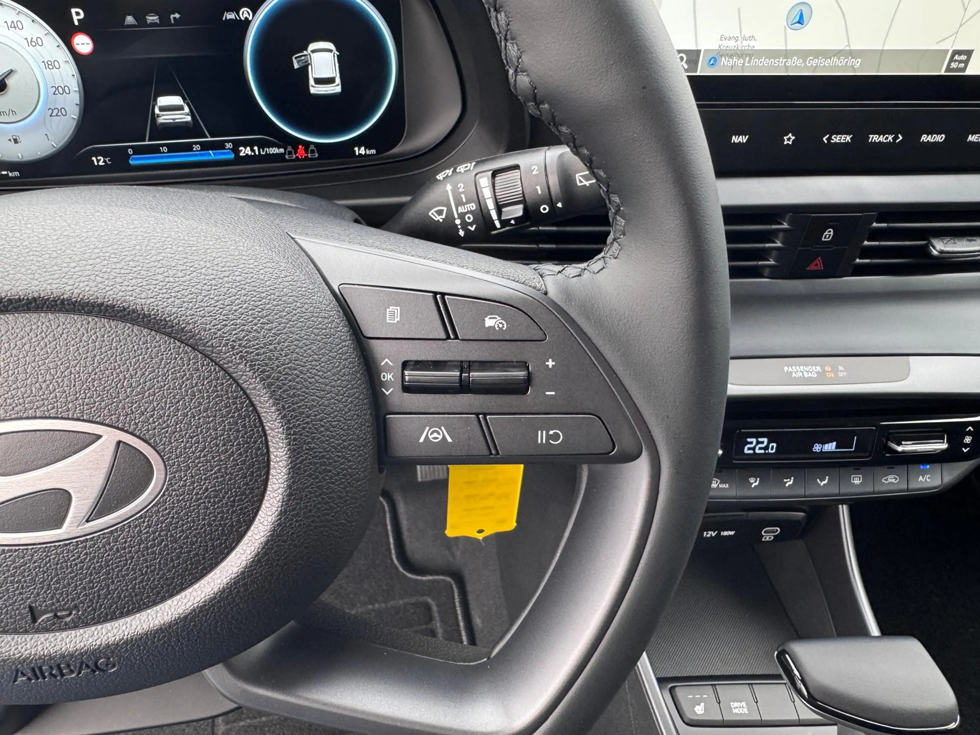Hyundai i20 Family Automatik — photo 9