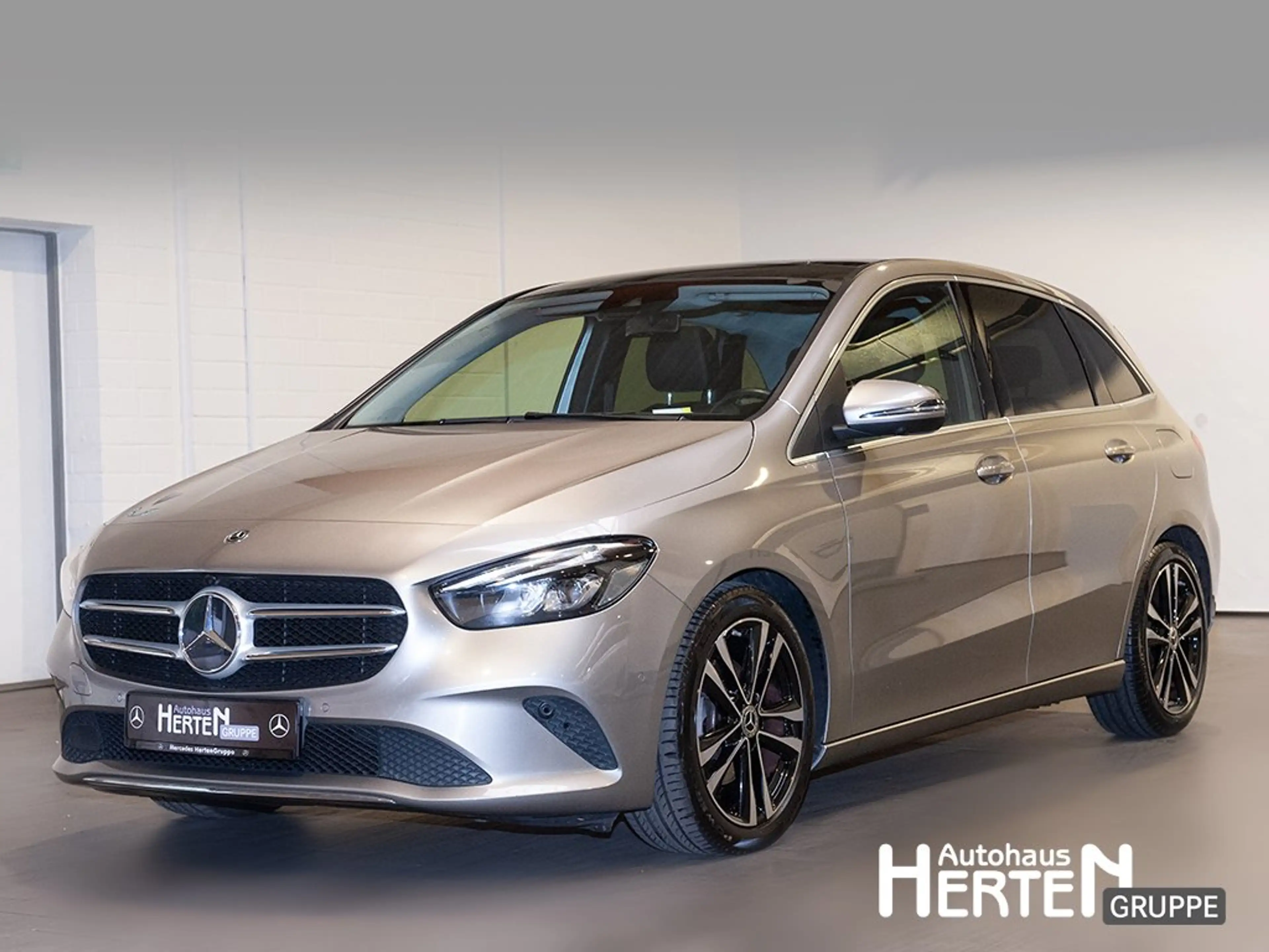 Mercedes-Benz B 200 d  PROGRESSIVE Edition+ PANO+360°+LED+SHZ