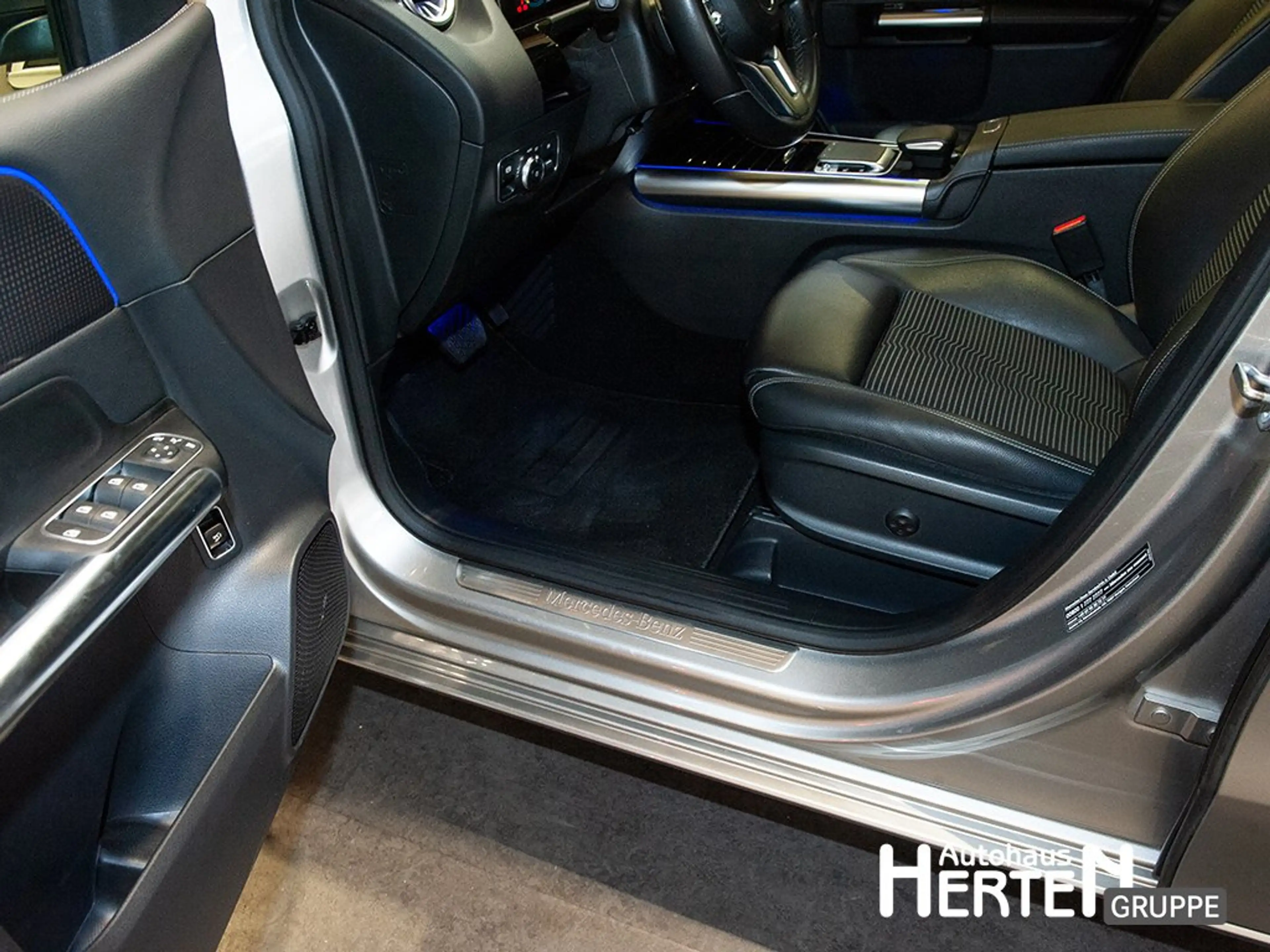 Mercedes-Benz B 200 d  PROGRESSIVE Edition+ PANO+360°+LED+SHZ — photo 12