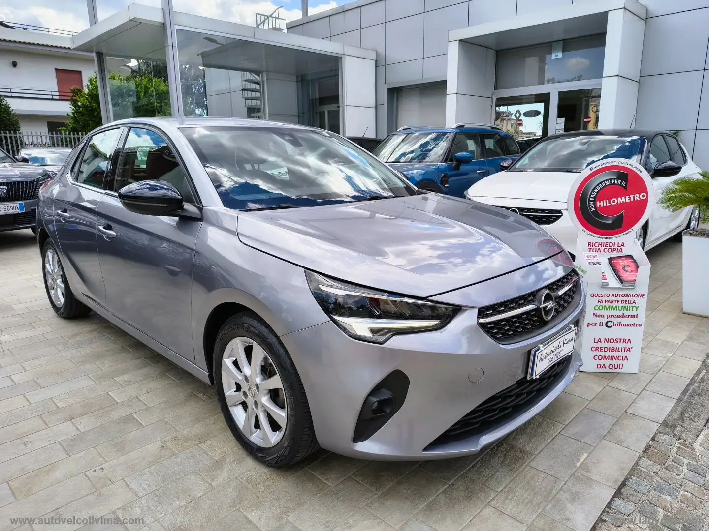 Opel Corsa 1.5 D 100 CV Elegance Gris - 1