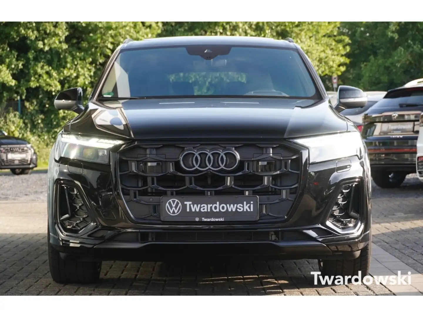 Audi Q7 50 TDI quattro S line 7 Sitzer Pano AHK Soft B&O Schwarz - 2