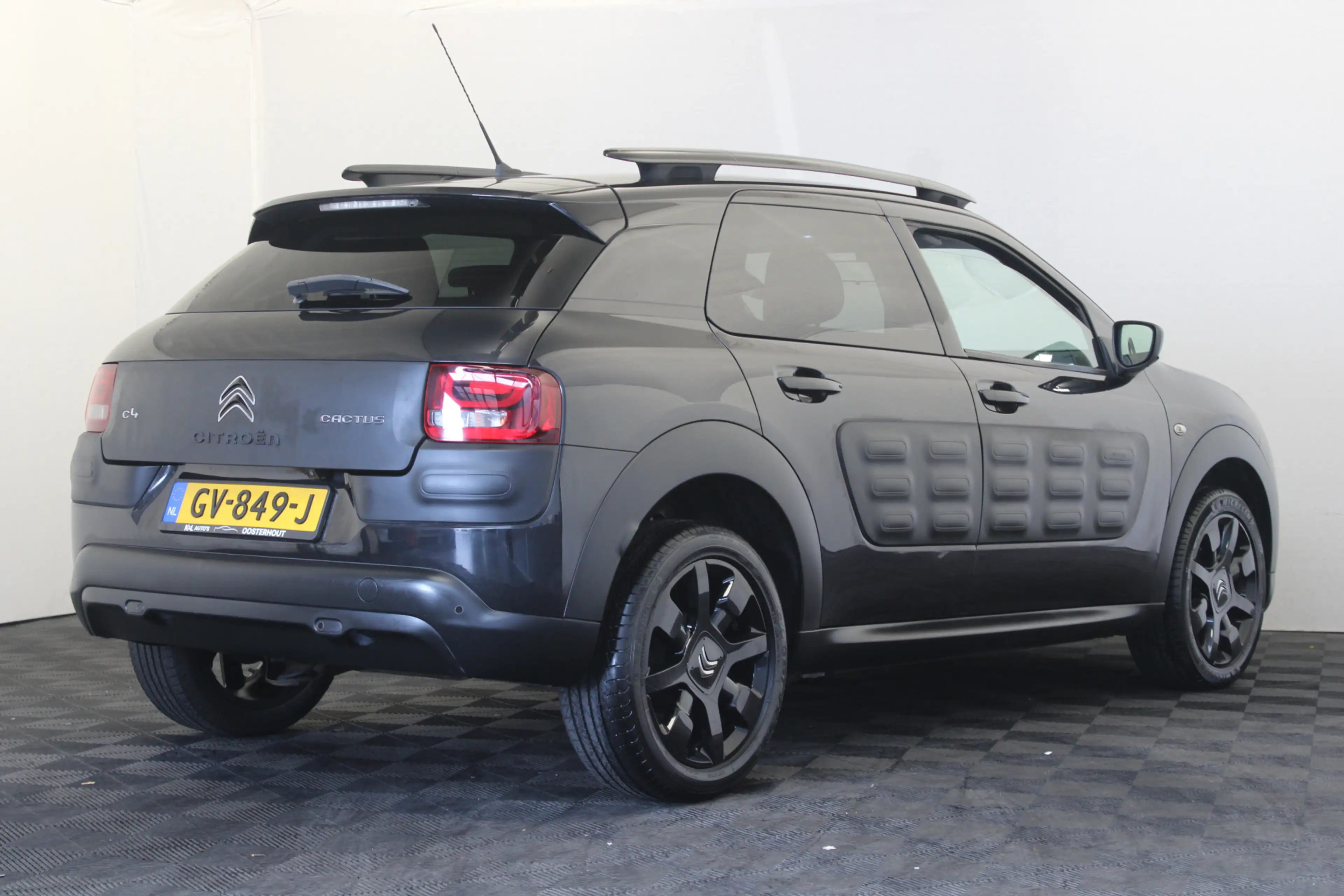 Citroen C4 Cactus 1.2 PureTech Shine — photo 9
