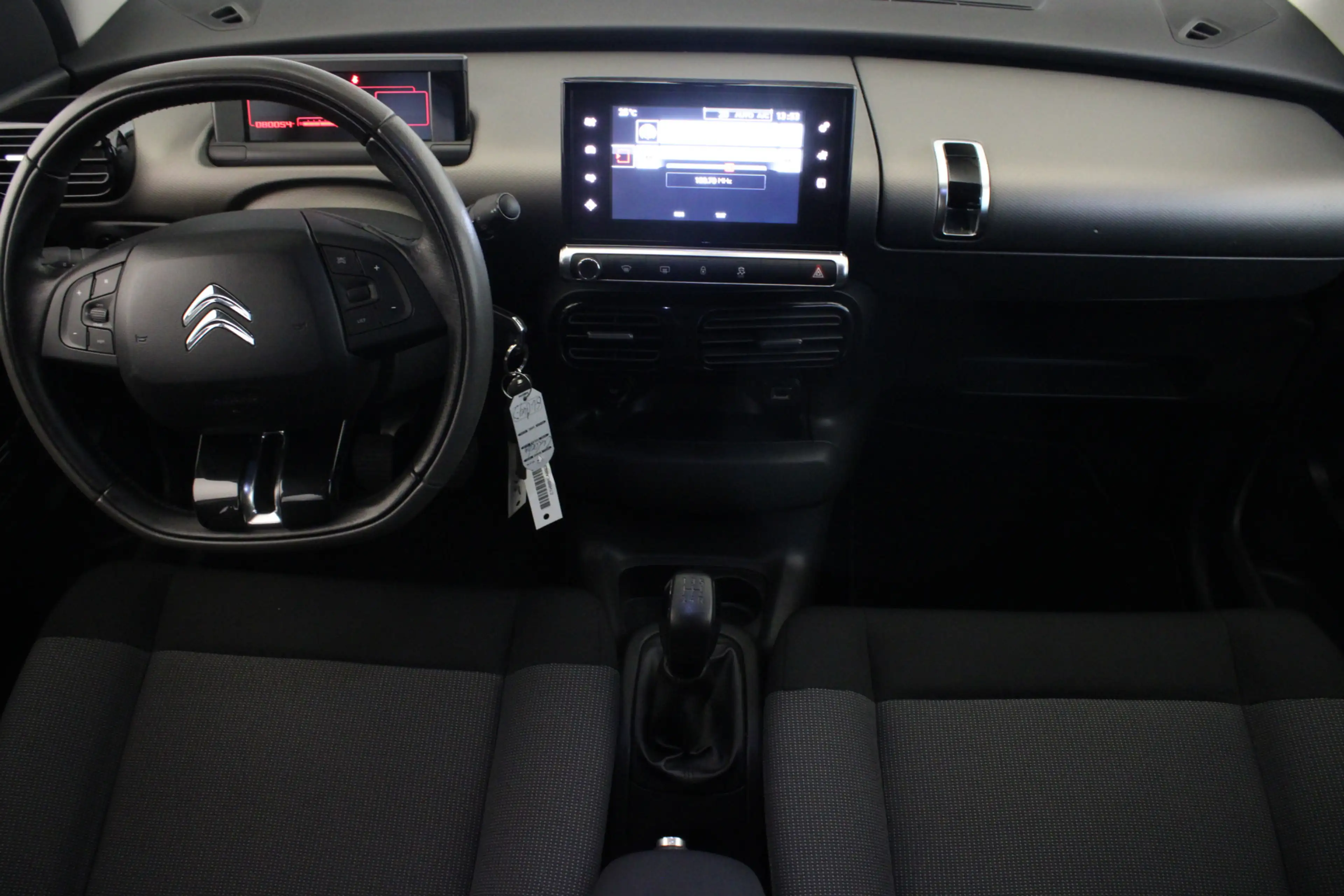 Citroen C4 Cactus 1.2 PureTech Shine — photo 18