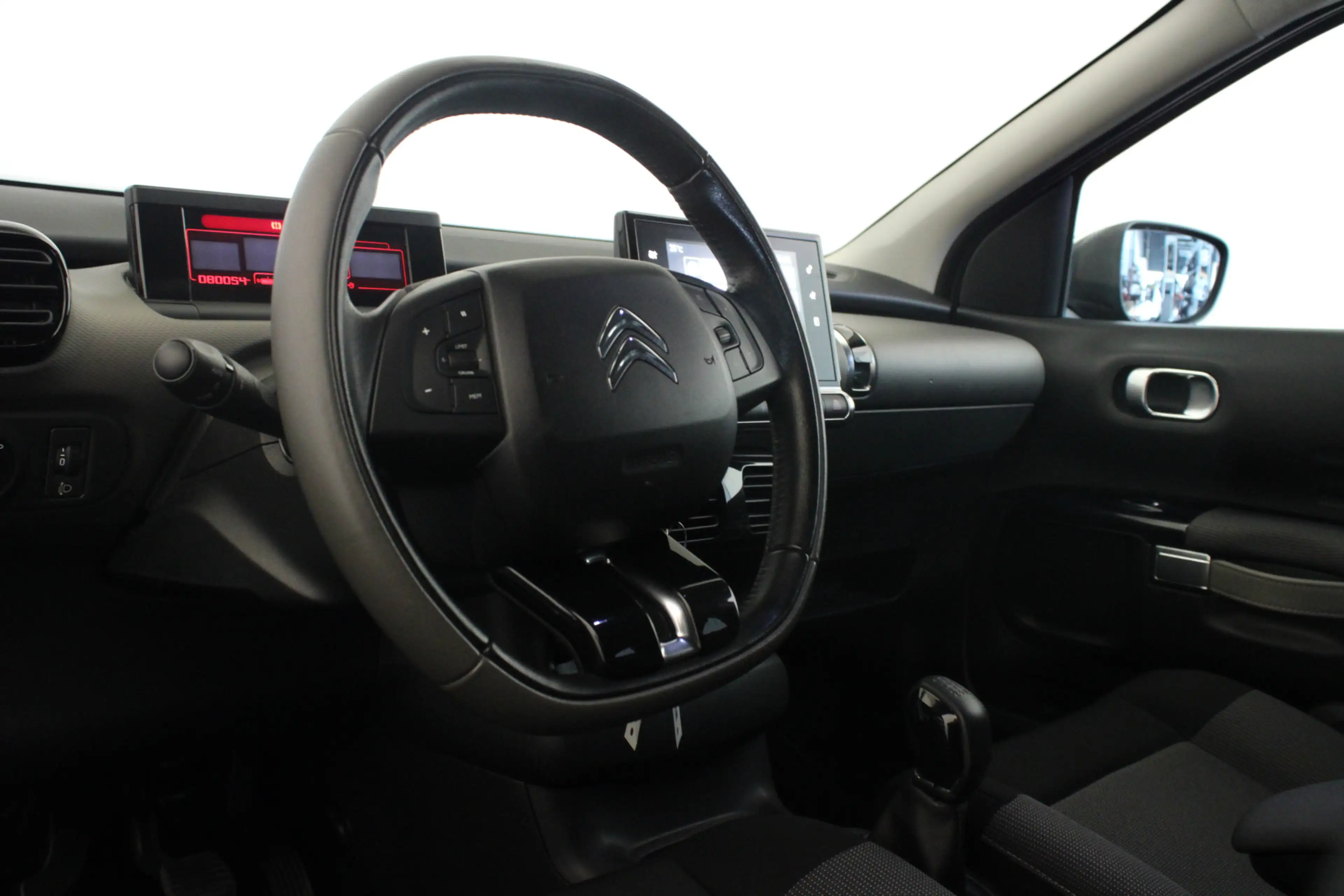 Citroen C4 Cactus 1.2 PureTech Shine — photo 16
