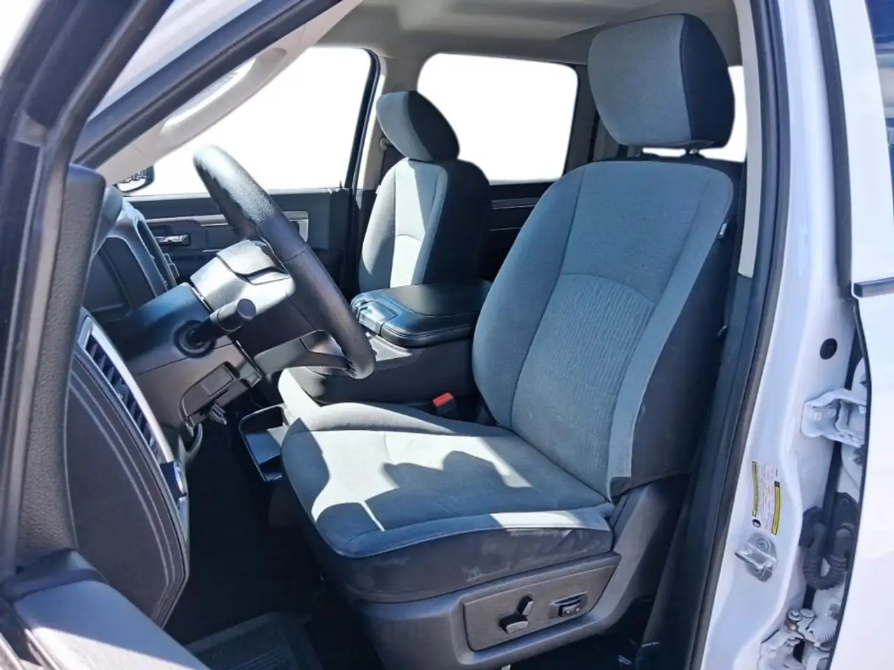 RAM 1500 photo RAM 1500