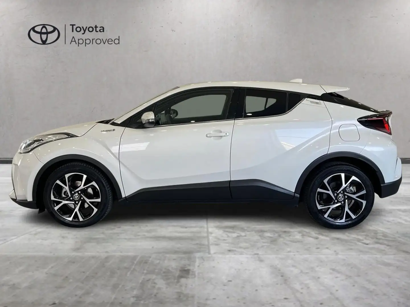 Toyota C-HR C-HR 1.8h Trend e-cvt bijela - 2
