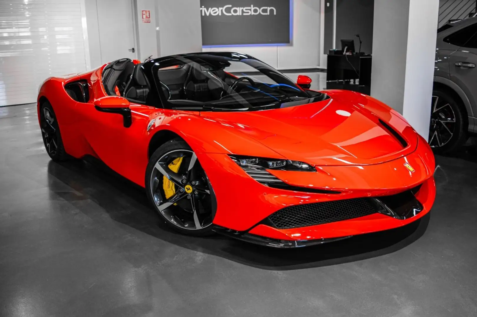 Ferrari SF90 Spider Rojo - 2