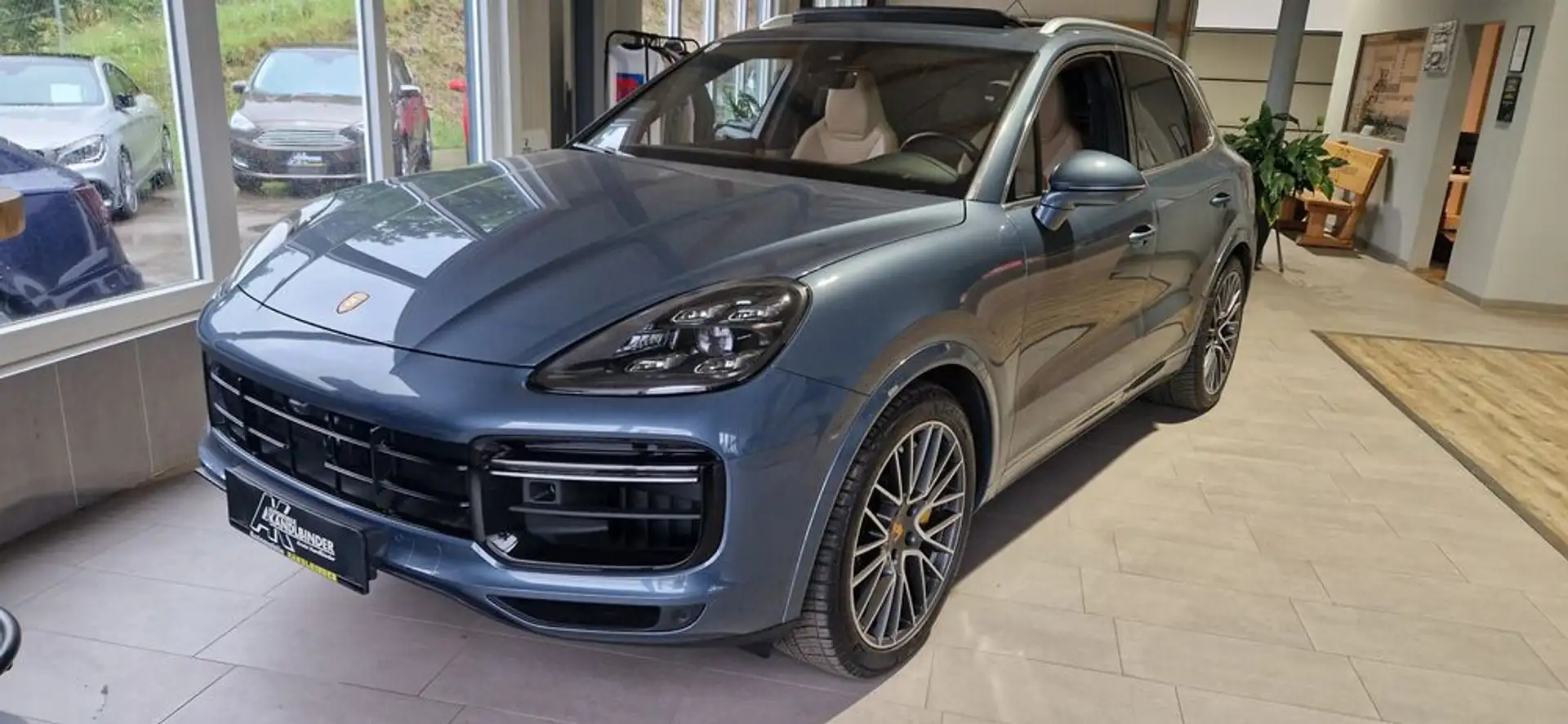Porsche Cayenne Turbo III ''Top Ausstattung'' ''2.Besitz'' Blau - 1