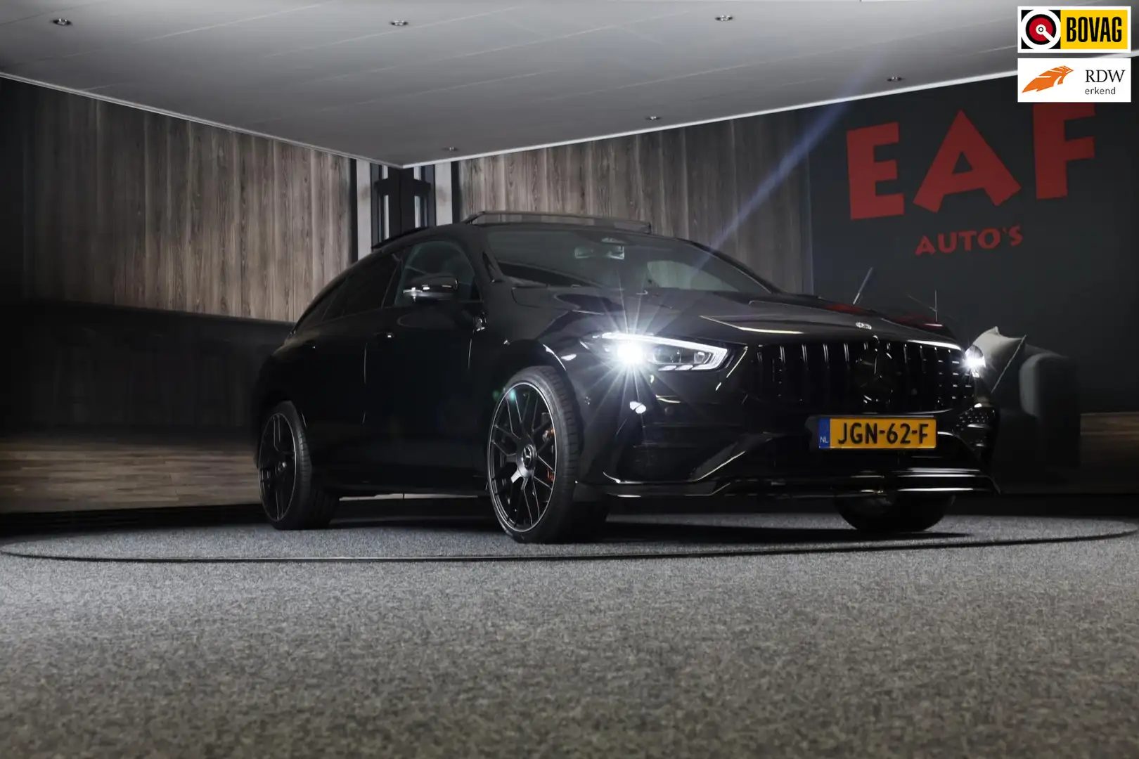 Mercedes-Benz CLA 250 Shooting Brake e AMG 45 Look / Memory / Elek Stoel Schwarz - 1