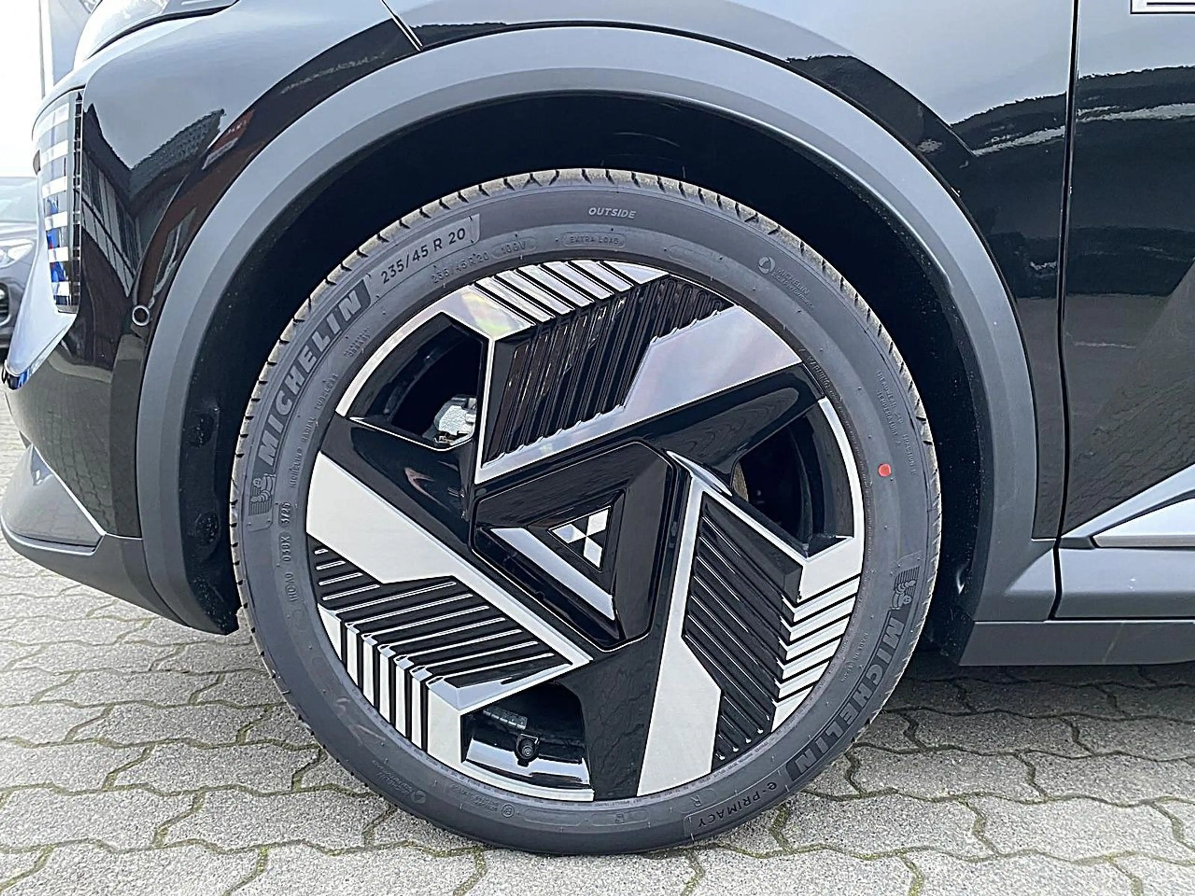 Mitsubishi Eclipse Cross Diamant TOP 87 kWh (22kW) — photo 9