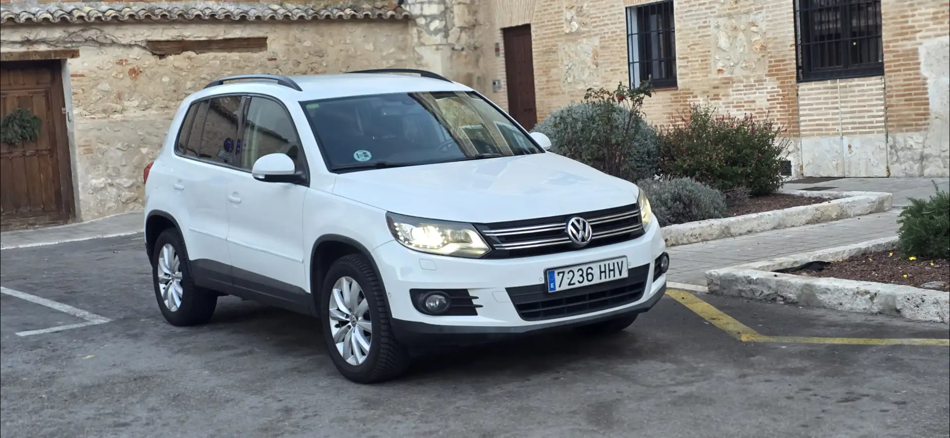 Volkswagen Tiguan Tiguan 2.0TDI Excellence 4Motion 170 Excellence Blanco - 2