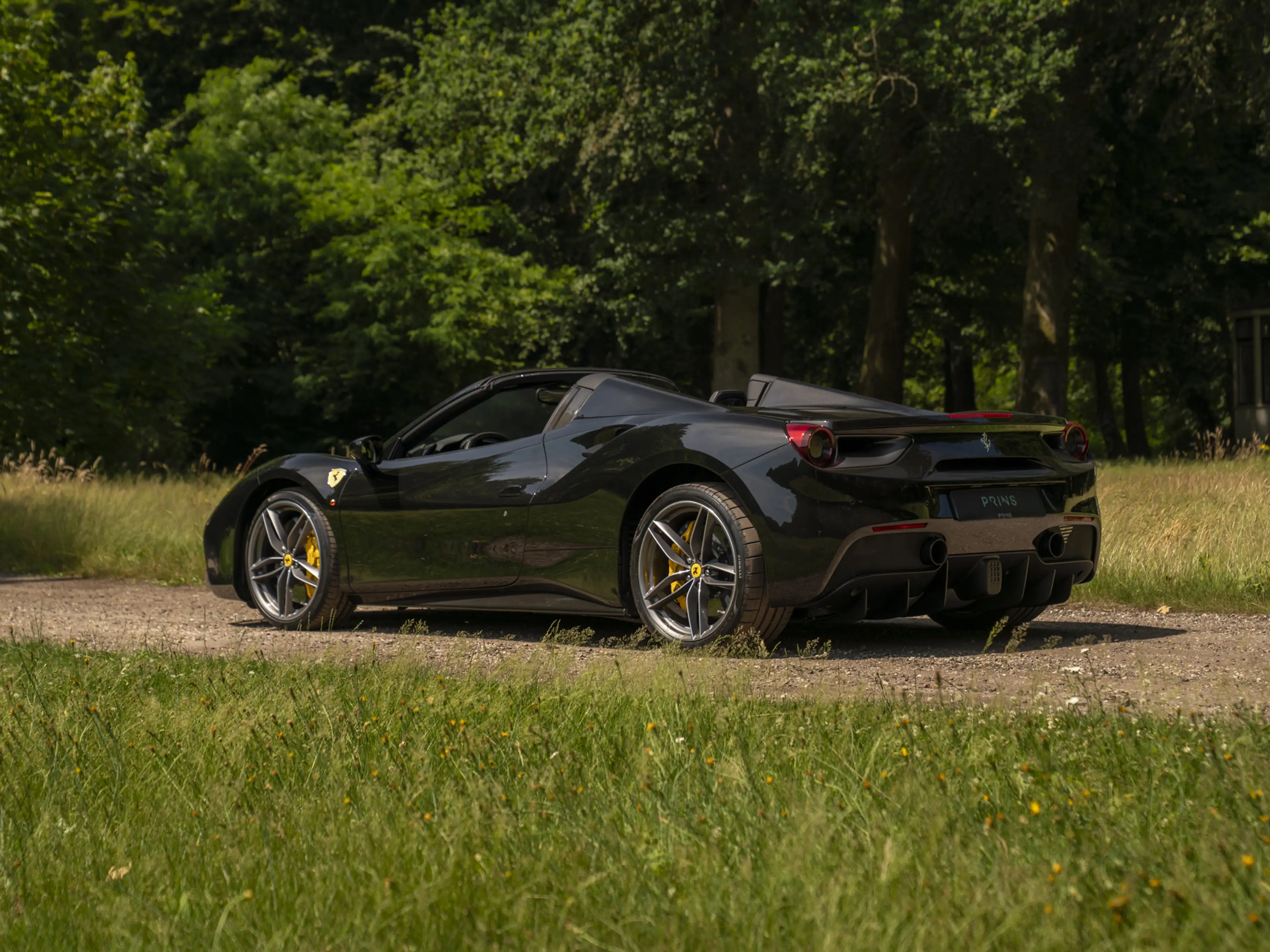 Ferrari 488 3.9 Spider HELE | Racing Seats | Veel carbon! — photo 31