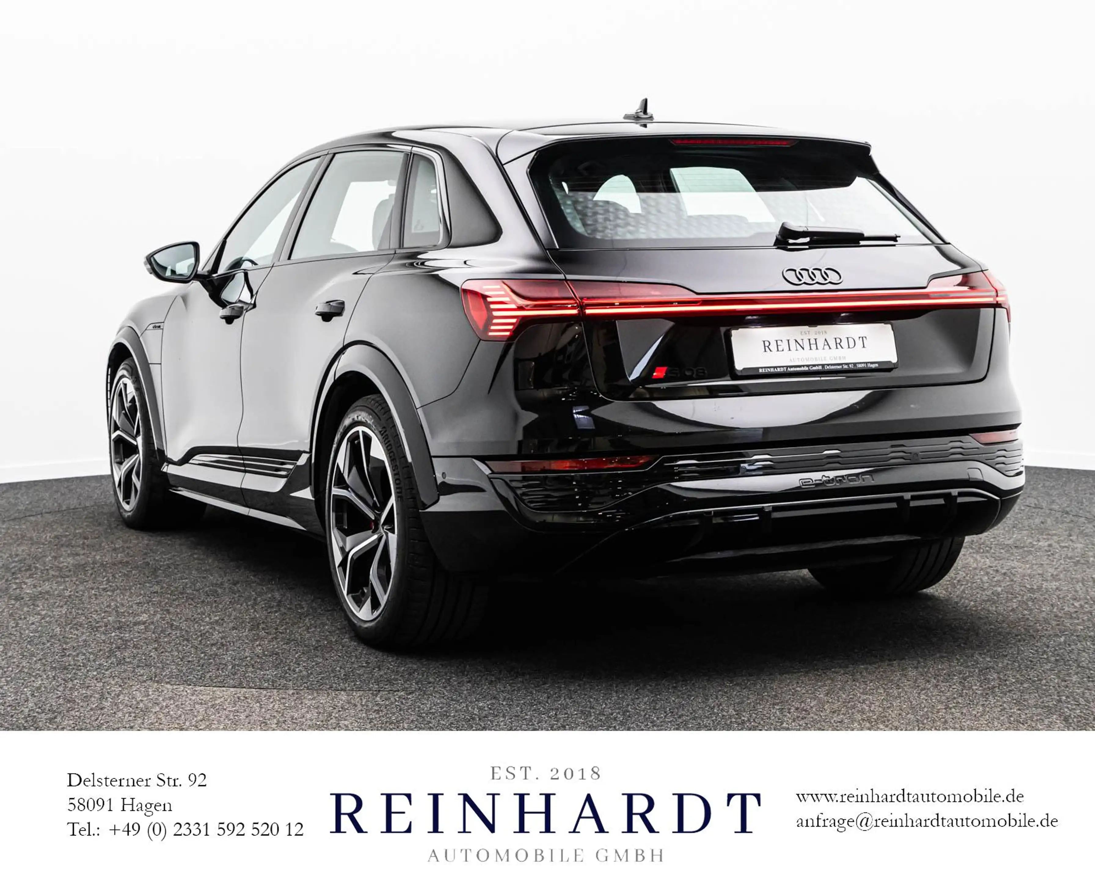 Audi SQ8 e-tron ALL-BLACK 21Z./ACC/PANO/B&O/KAMERA — photo 10