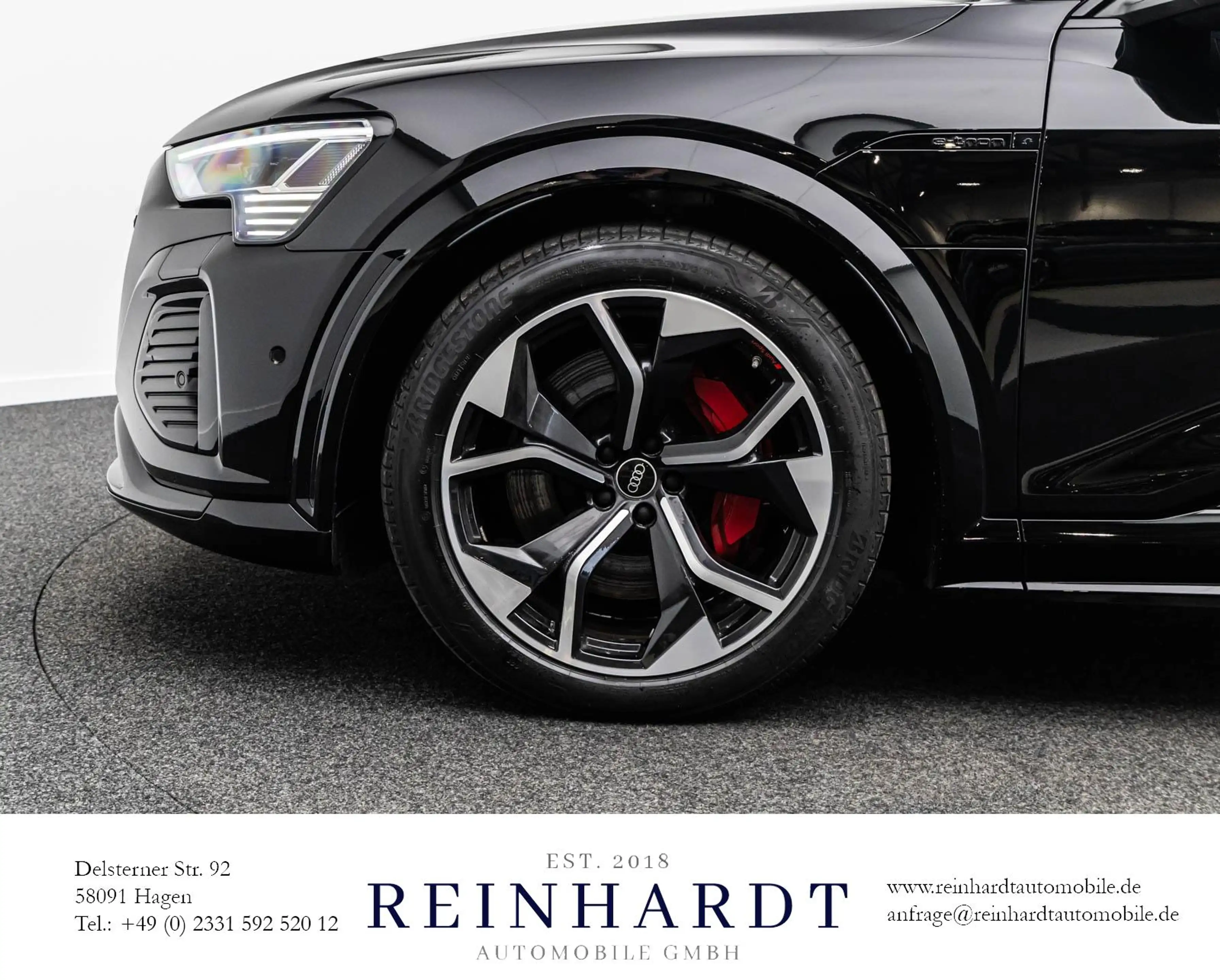 Audi SQ8 e-tron ALL-BLACK 21Z./ACC/PANO/B&O/KAMERA — photo 13