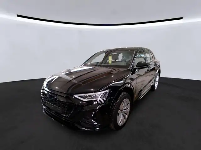 Audi SQ8 e-tron ALL-BLACK 21Z./ACC/PANO/B&O/KAMERA