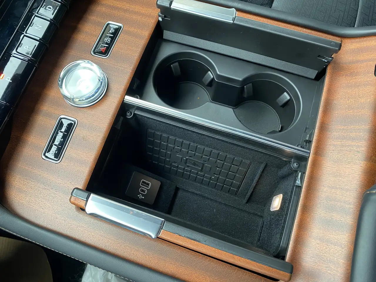 Lincoln Navigator снимка Lincoln Navigator