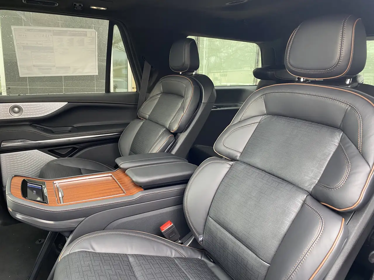 Lincoln Navigator снимка Lincoln Navigator
