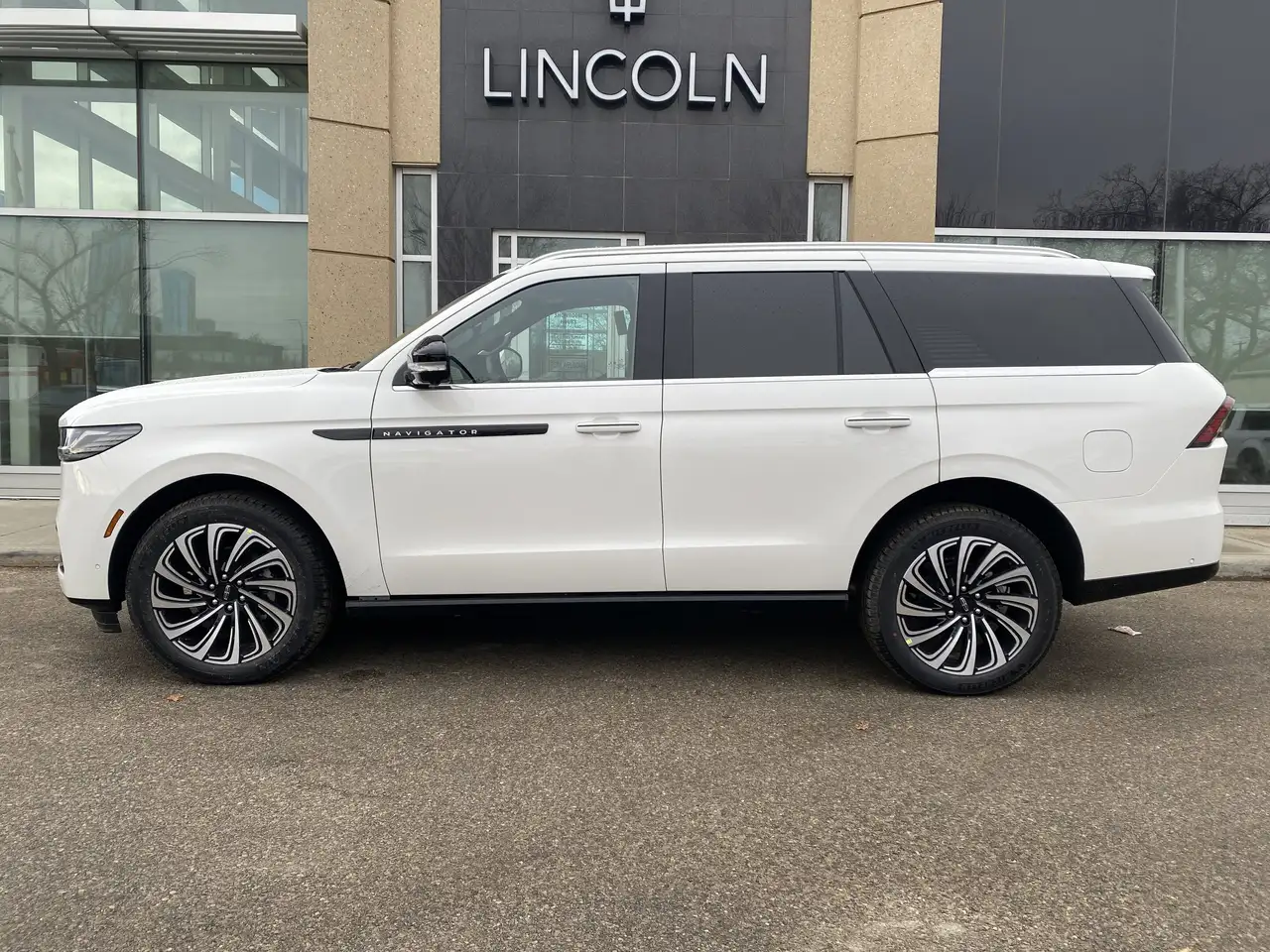 Lincoln Navigator снимка Lincoln Navigator