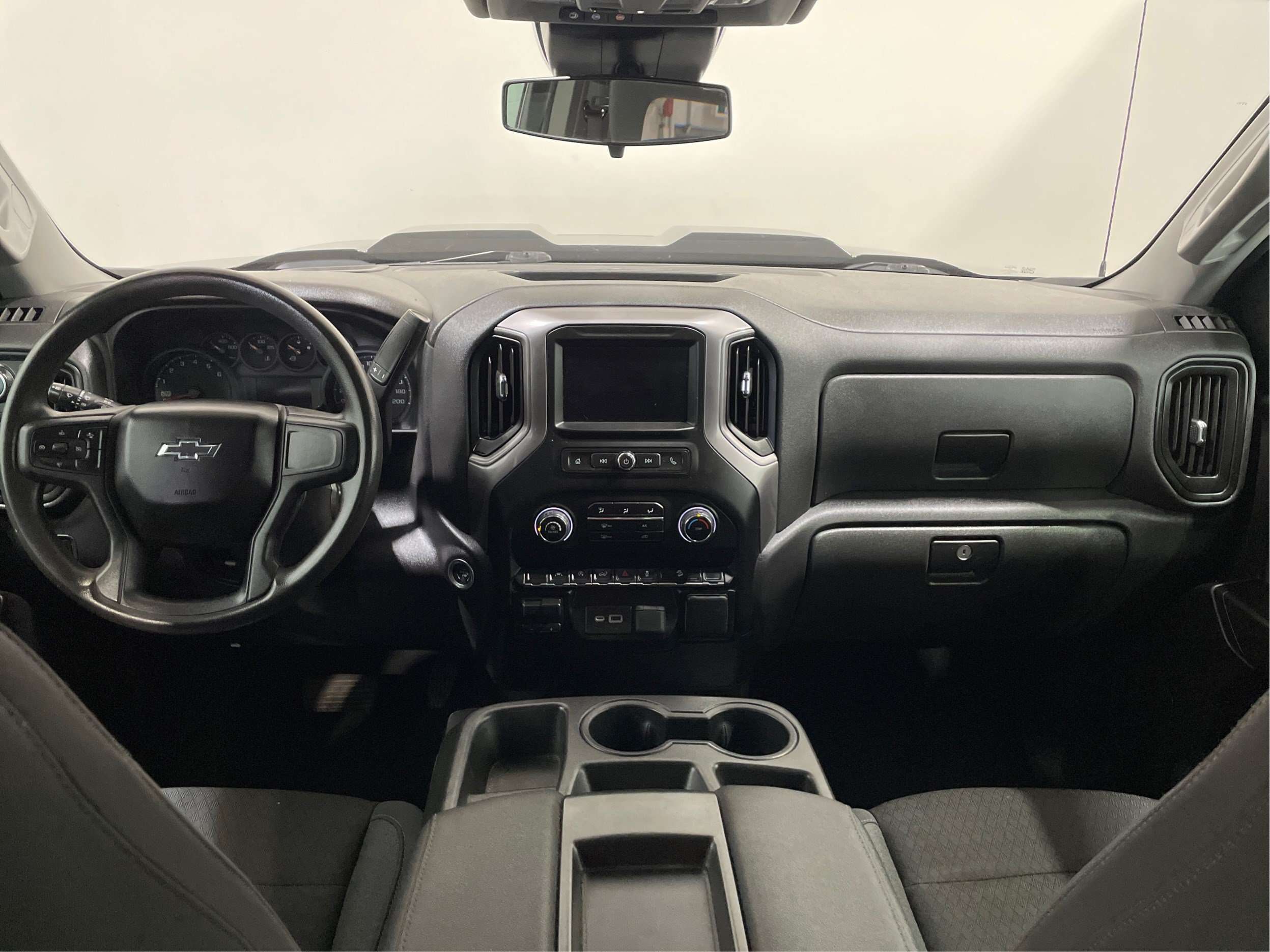 2023 Chevrolet Silverado 1500 4WD Crew Cab 157  Custom Trail Boss — снимка 1