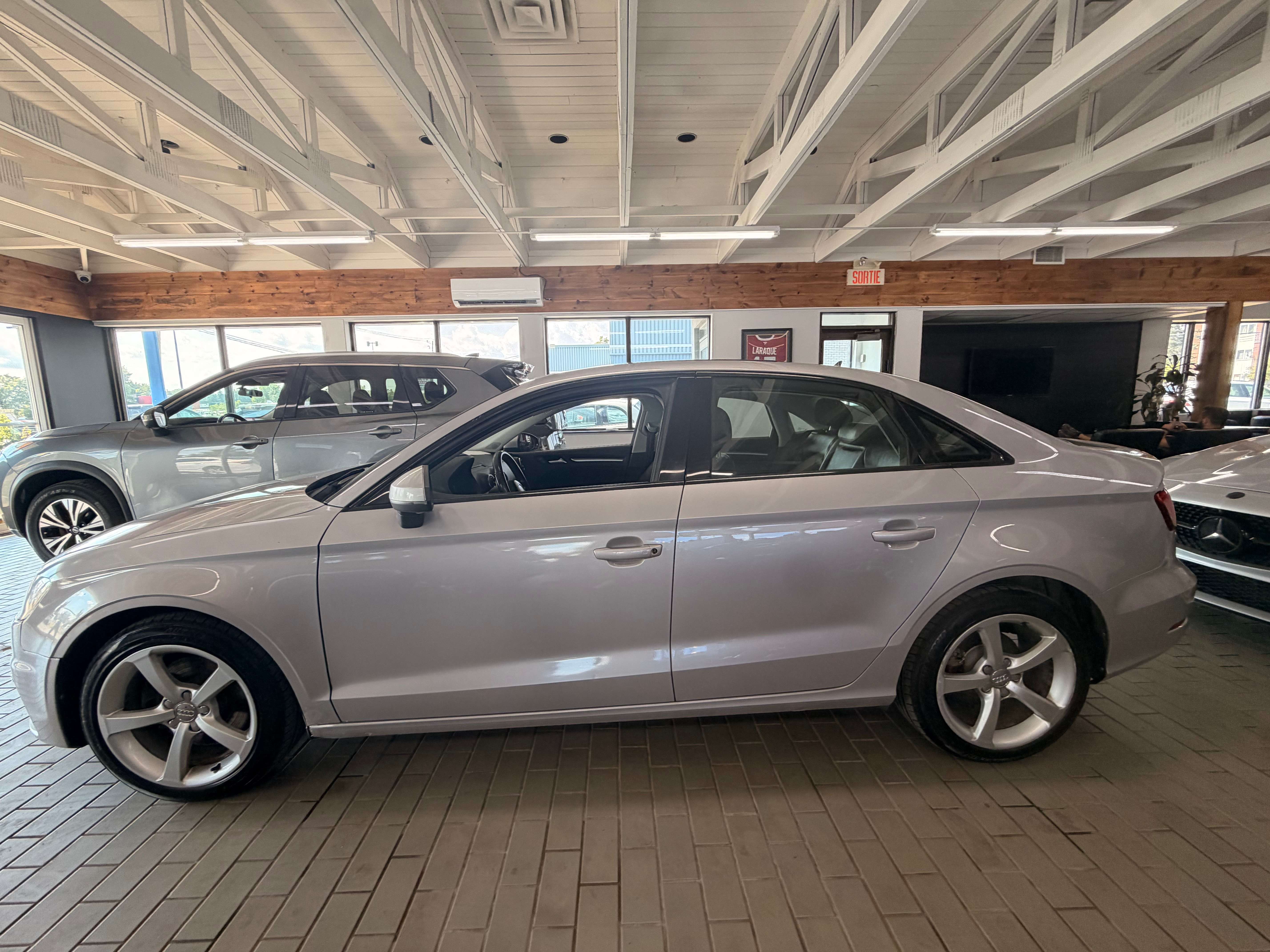 2015 Audi A3 Sedan 1.8T Komfort - Image 2