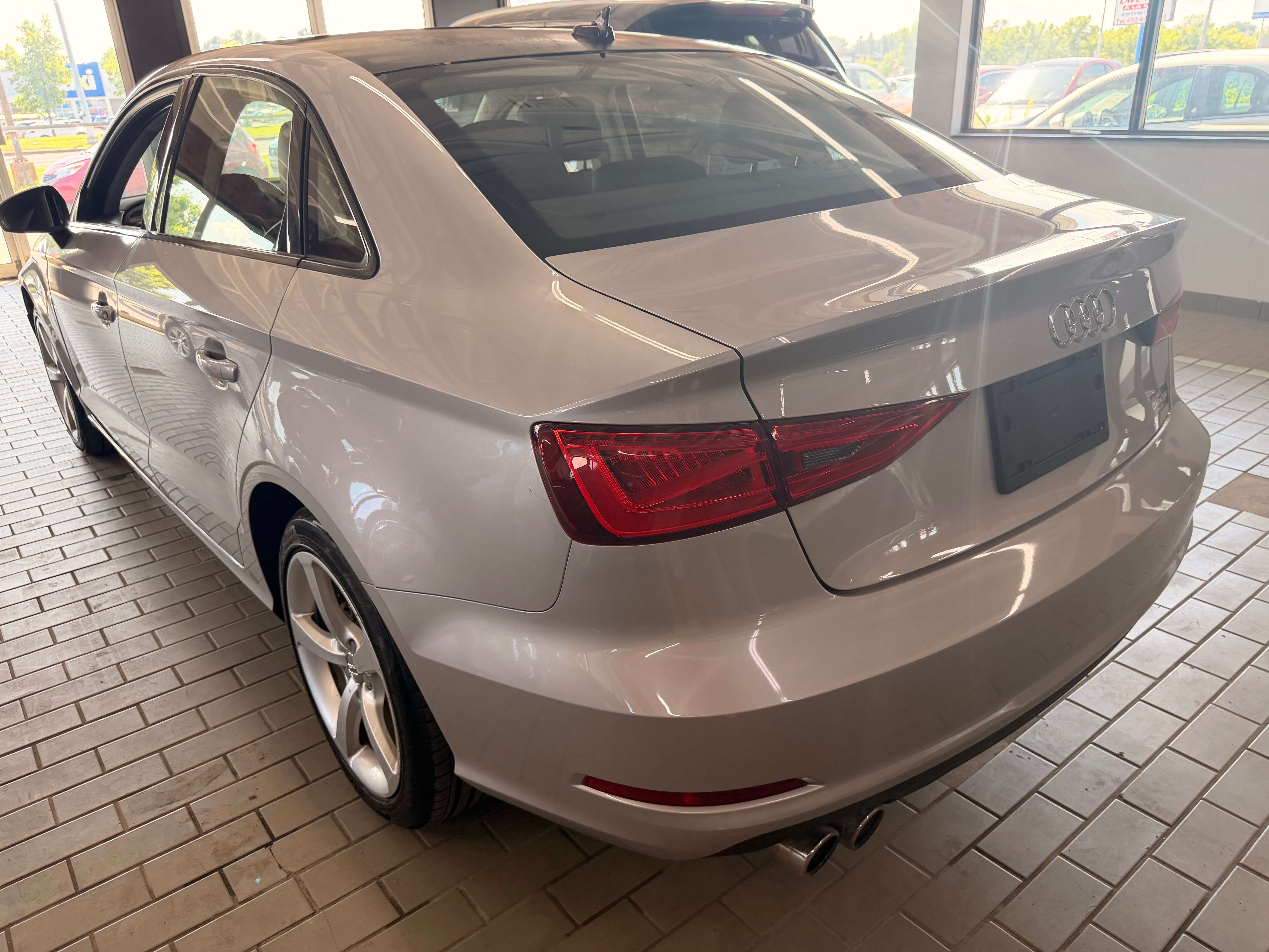 2015 Audi A3 Sedan 1.8T Komfort - Image 5
