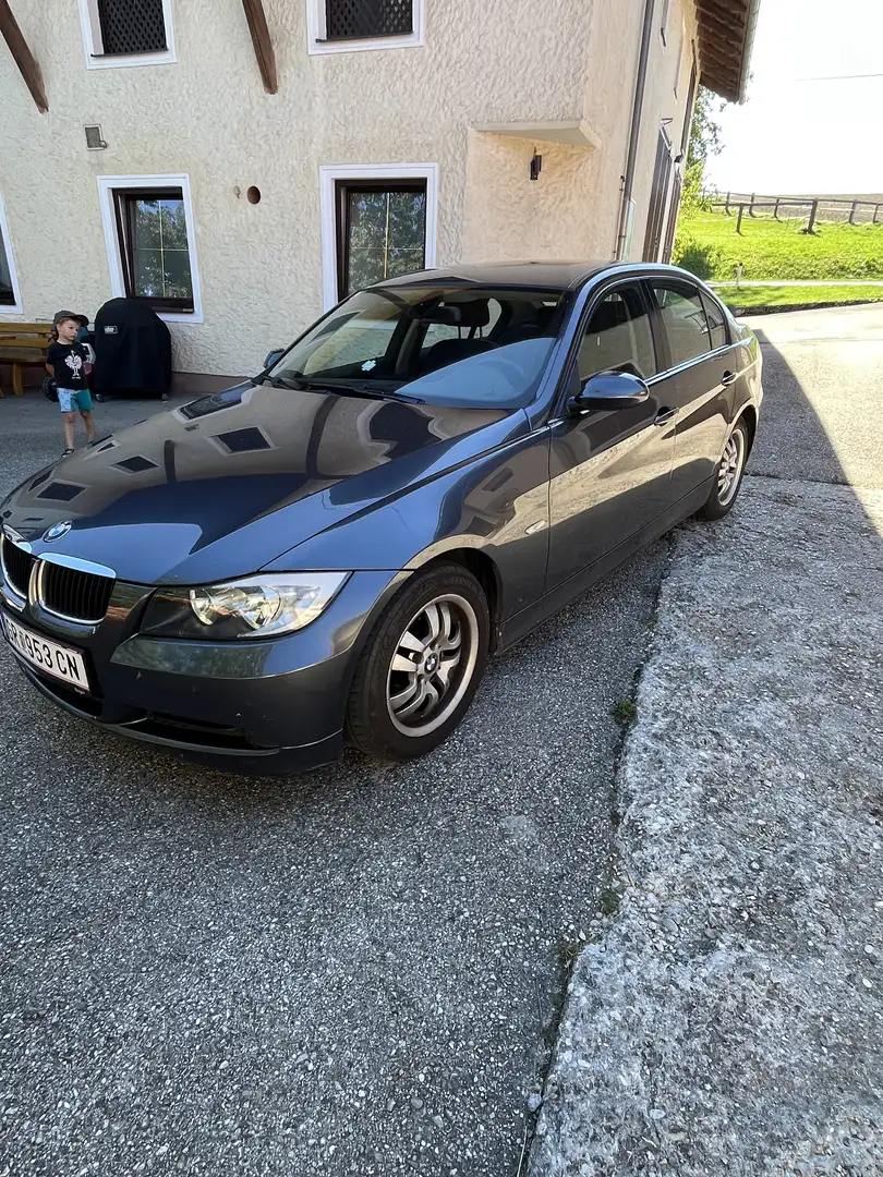 BMW 318 318d Österreich-Paket - 1