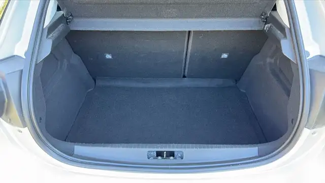 Opel Corsa view 14