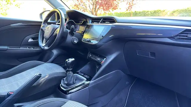 Opel Corsa view 10