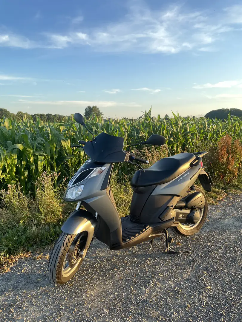 Aprilia Sportcity 125 Gris - 1