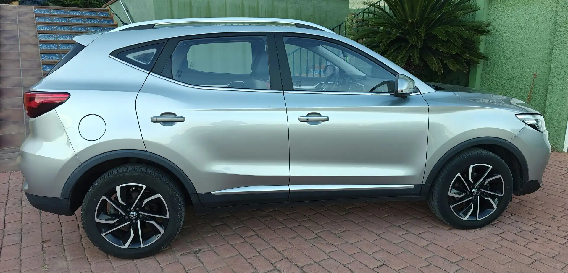MG ZS 1.0 T-GDI Luxury Aut. 82kW - 2