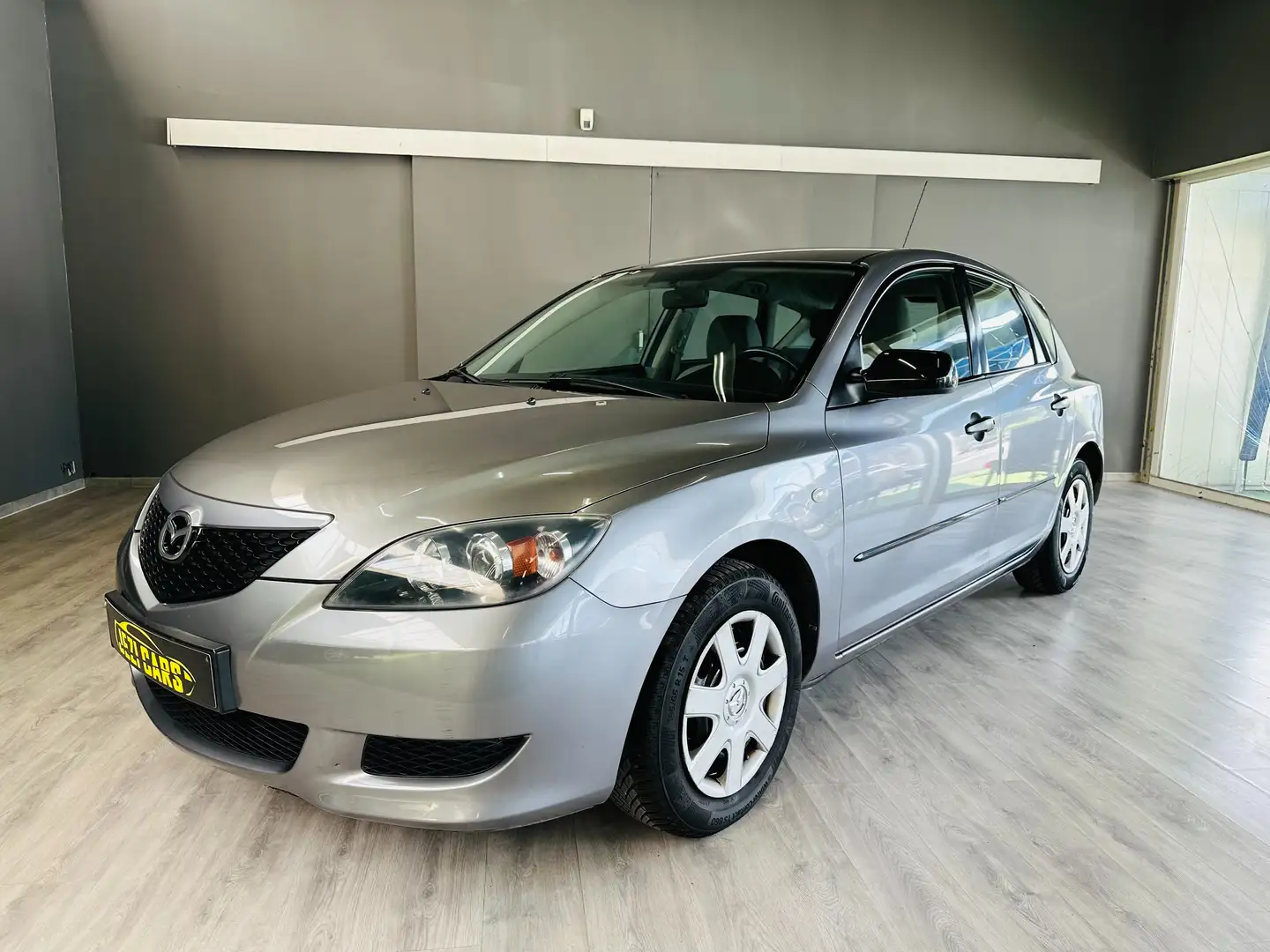 Mazda 3 1.3i 16v i Active * 1 Jaar Garantie * Gris - 2